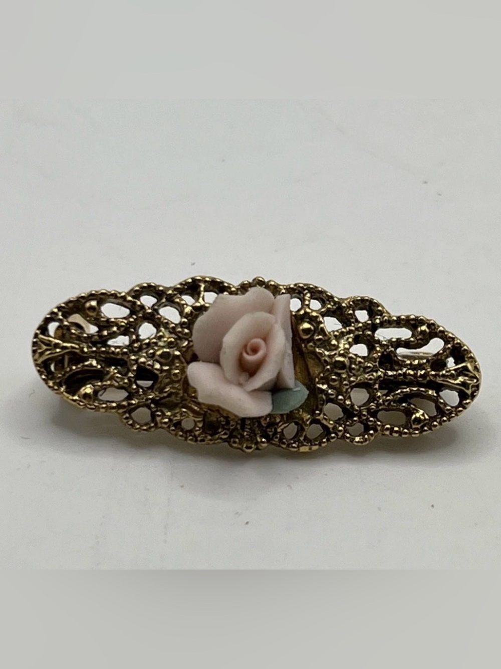 VTG Filigree Pink Porcelain Rose Brooch Gold Tone 1”